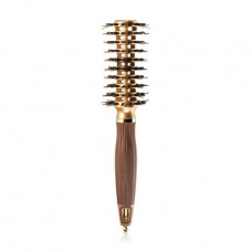 Brash for hair of Olivia Garden Ceramic + Ion Nano Thermic Contour Vent Combo Small