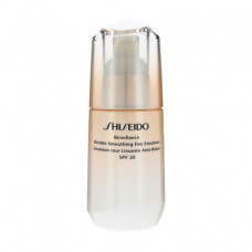 Emulsion for the person Shiseido Benefiance Wrinkle Smoothing Day Emulsion SPF 20 against aging of skin, 75 ml