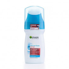 Gel for washing with a brush of Garnier Skin Naturals Pure leather the Asset, against pimples, 150 g