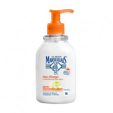 Liquid soap for hands of Le Petit Marseillais the Flower of an orange tree, 300 ml