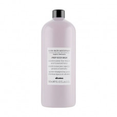 The intensive Davines Your Hair Assistant Prep Rich Balm conditioner, for preparation of hair for laying, 900 ml