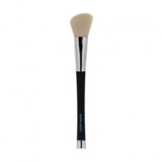 Brush of Make Up Me for blush and a konturing 004