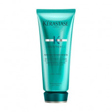 The Kerastase Resistance hair conditioner for strengthening of long hair of 200 ml