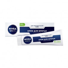 The men's Nivea Men shaving cream calming without alcohol, for sensitive skin, 100 ml