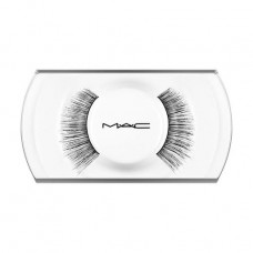 False eyelashes of M.A.C Lash, 4 Idol Lash