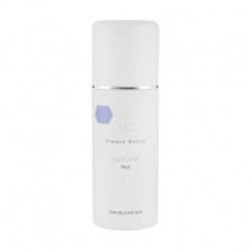 The cleaning face milk of Holy Land Cosmetics Azulene Milk, 250 ml