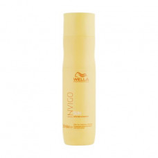 The cleaning hair and body shampoo after suntan of Wella Professionals Invigo After Sun Cleansing Shampoo with B5 pro-vitamin, 250 ml