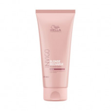 Coloring balm leaving for hair of Wella Professionals Invigo Blonde Recharge Conditioner For Warm Blonde for warm light shades, 200 ml