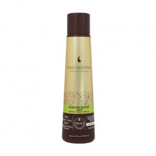 The nutritious moisturizing shampoo for hair of Macadamia Professional Nourishing Moisture Shampoo, 300 ml