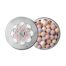 Face powder in balls of Guerlain Meteorites Light Revealing Pearls of Powder 03 Medium, 25 g