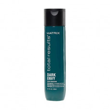Shampoo for neutralization of red shades of dark tones of hair of Matrix Total Results Dark Envy Shampoo, 300 ml