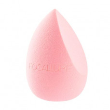 Sponge for a make-up of Focallure Match Max Make Up Sponge One Cut Heart Shape, 1 piece