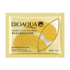 The moistening and smoothing patches under eyes of Bioaqua Golden Caviar Eye Mask with gold and caviar, 7.5 g