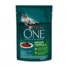 The damp Purina One Indoor Formula adult cat food with a tuna and green beans, 85 g