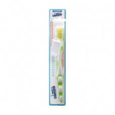 Bleaching toothbrush Pasta del Capitano, soft rigidity, lime, 1 piece